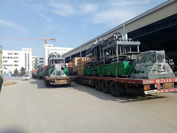 上海界龍實(shí)業(yè)集團(tuán)有限公司成型機(jī)卸機(jī)到位